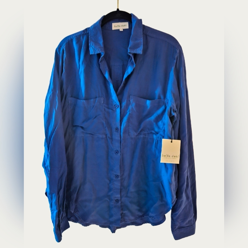 Bella Dahl NWT 2 Pocket Classic Button Down In Cobalt Blue Size Med
